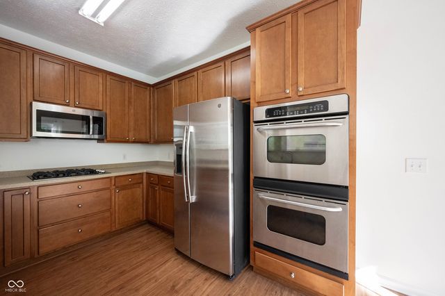 9009 Mercer Drive, Fishers, IN 46038