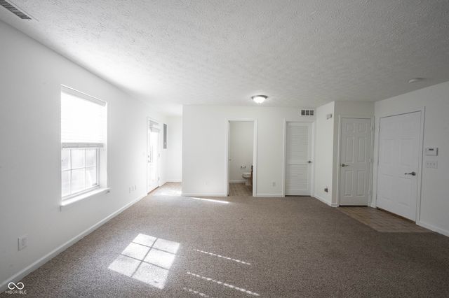 9009 Mercer Drive, Fishers, IN 46038