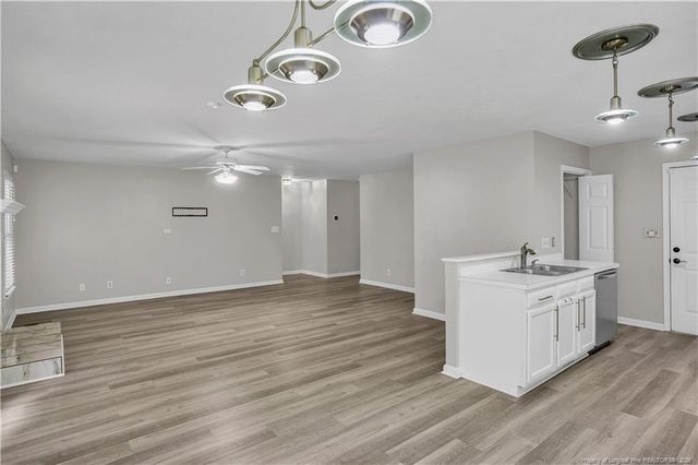 1040 Alexwood Drive, Hope Mills, NC 28348
