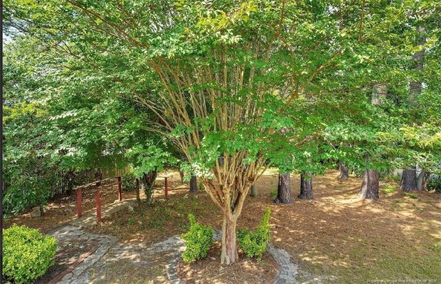 1040 Alexwood Drive, Hope Mills, NC 28348