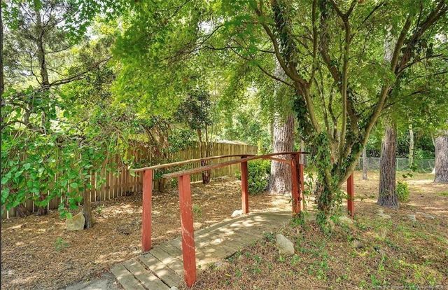 1040 Alexwood Drive, Hope Mills, NC 28348