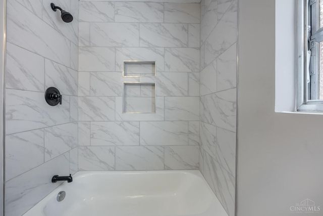 2108 Sunset Avenue, Springfield, OH 45505