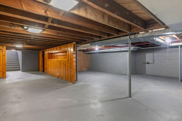 2108 Sunset Avenue, Springfield, OH 45505