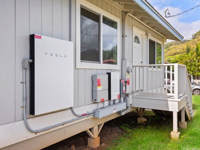 54-257 Honomu Street, Hauula, HI 96717