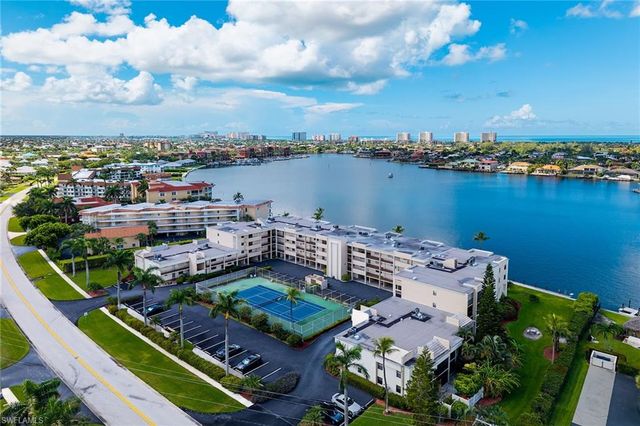 838 W Elkcam CIR # 202, Marco Island, FL 34145
