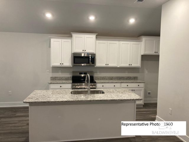 656 Mayflower Drive, Foley, AL 36535