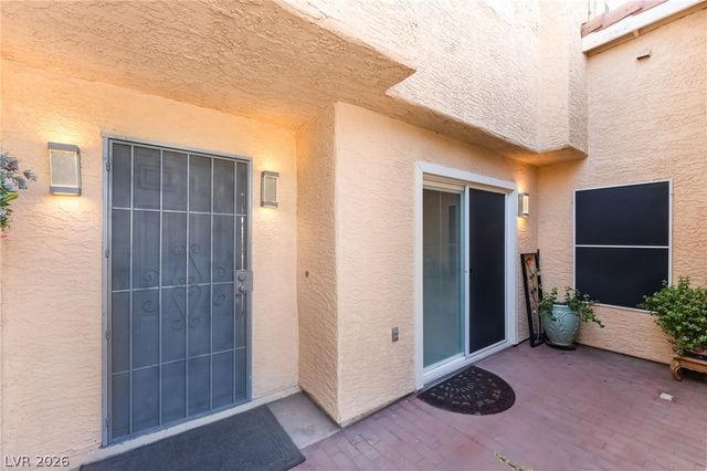 2608 Ironside Drive, Las Vegas, NV 89108