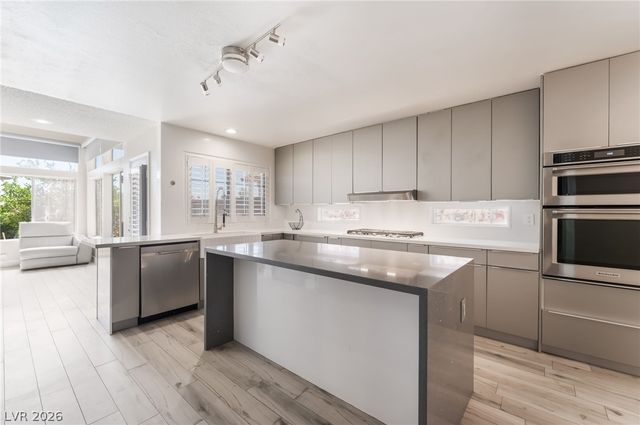 2608 Ironside Drive, Las Vegas, NV 89108