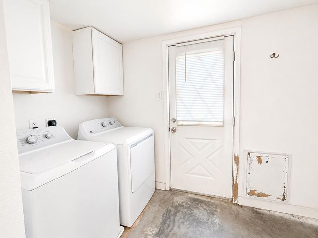 2414 N DAKOTA St, Spokane, WA 99207
