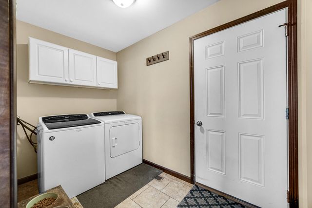 168 Meadow Lane, Wheatfield, IN 46392