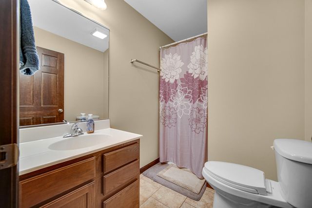 168 Meadow Lane, Wheatfield, IN 46392