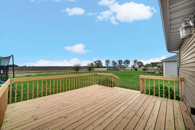 168 Meadow Lane, Wheatfield, IN 46392
