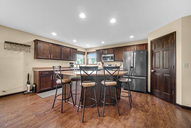 168 Meadow Lane, Wheatfield, IN 46392