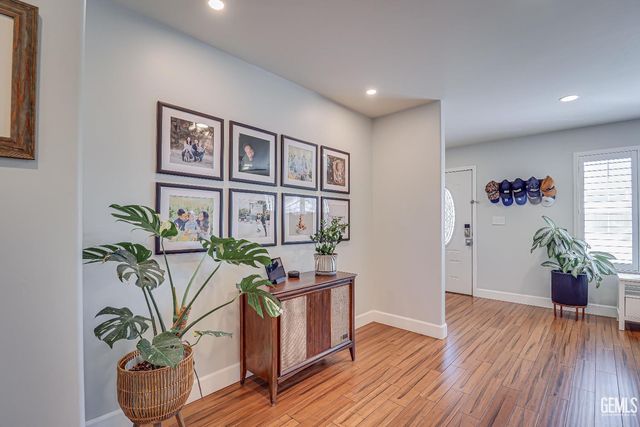 9210 Broadway Avenue, Bakersfield, CA 93311