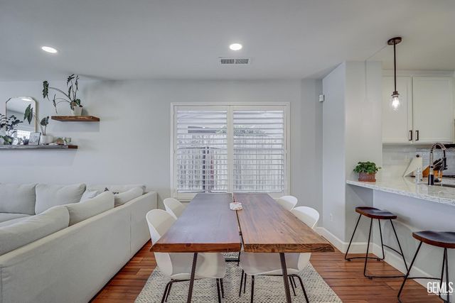 9210 Broadway Avenue, Bakersfield, CA 93311