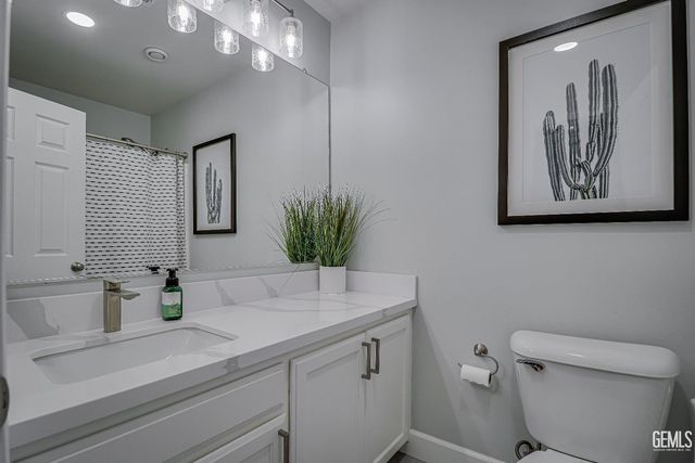 9210 Broadway Avenue, Bakersfield, CA 93311