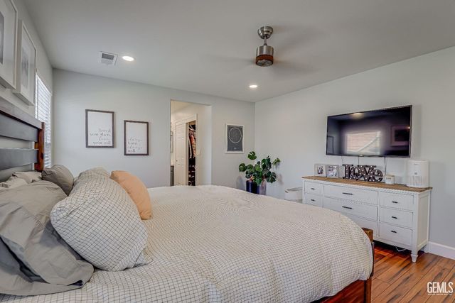 9210 Broadway Avenue, Bakersfield, CA 93311