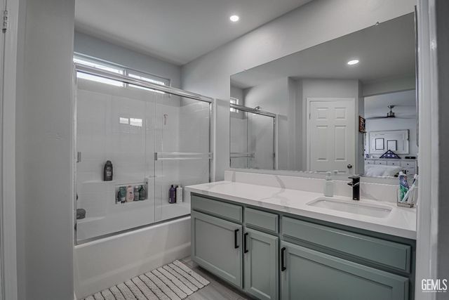 9210 Broadway Avenue, Bakersfield, CA 93311