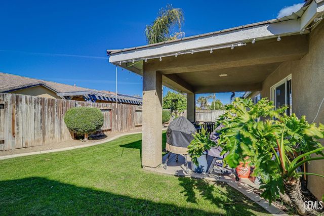 9210 Broadway Avenue, Bakersfield, CA 93311