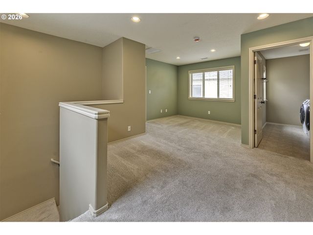 6756 Nw JOSS Ave, Portland, OR 97229