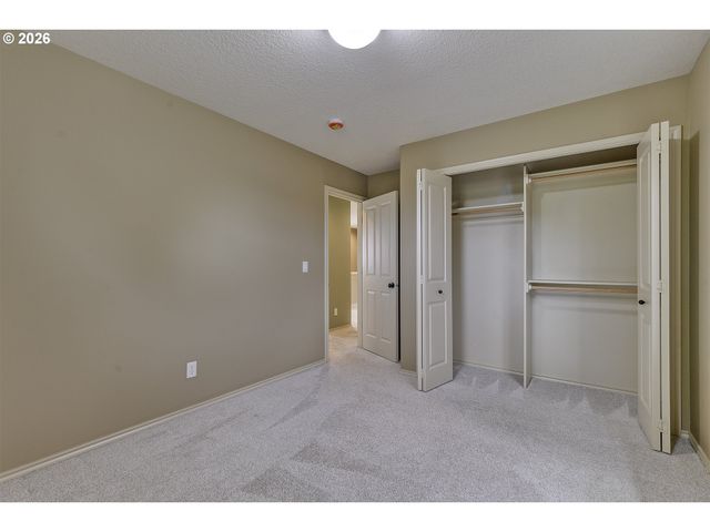 6756 Nw JOSS Ave, Portland, OR 97229