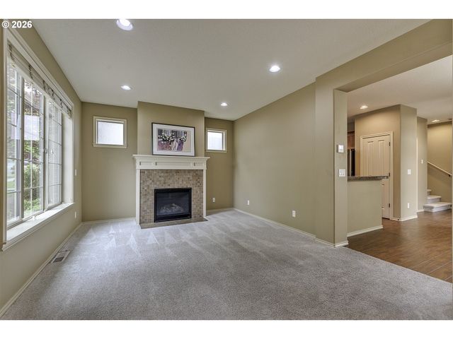 6756 Nw JOSS Ave, Portland, OR 97229