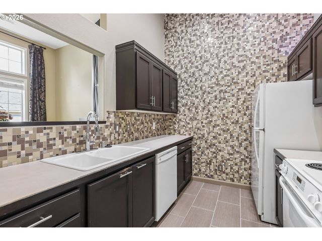 13210 Se 7TH St L54, Vancouver, WA 98683