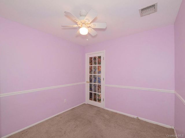 1 Atlantic Avenue 45, Farmingdale, NY 11735