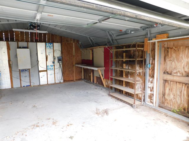 1131 Parks Drive, Spencer, IN 47460