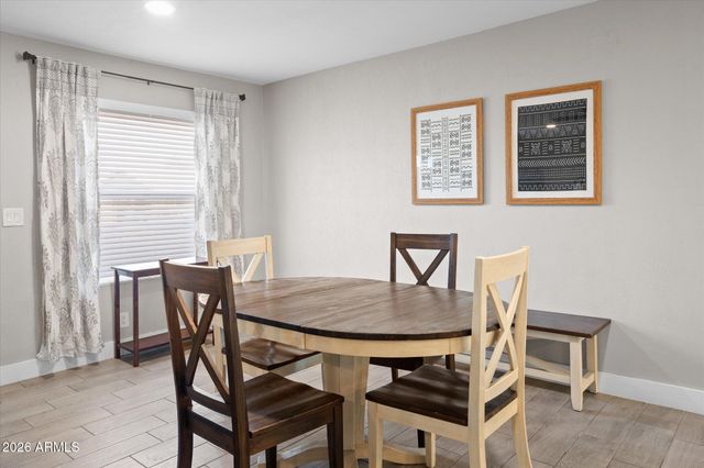 1211 W PALOMINO Drive, Chandler, AZ 85224
