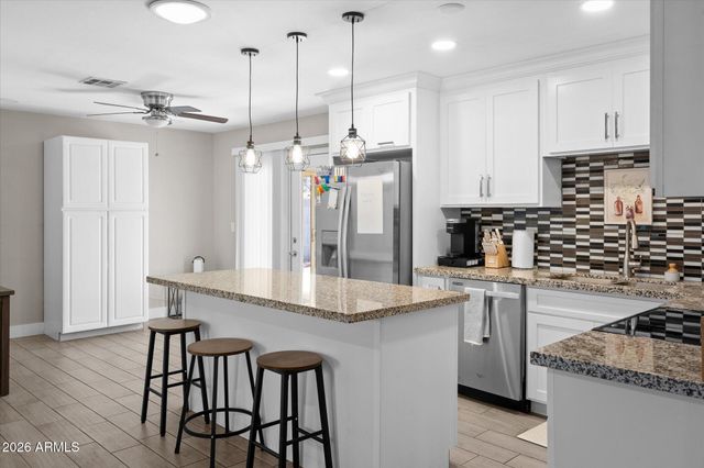1211 W PALOMINO Drive, Chandler, AZ 85224