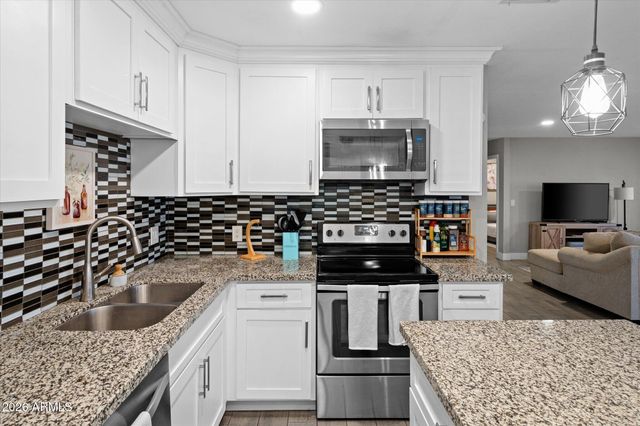 1211 W PALOMINO Drive, Chandler, AZ 85224