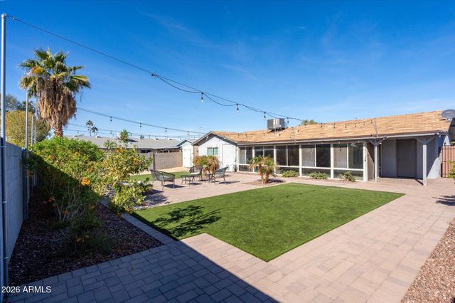 1211 W PALOMINO Drive, Chandler, AZ 85224