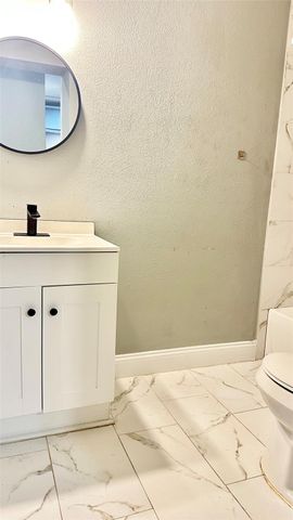 7418 Thurow Street, Houston, TX 77087