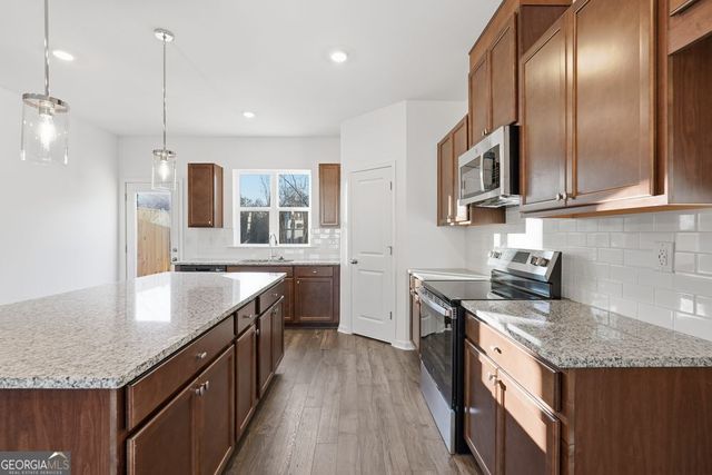 5712 Schelton Place SE, Mableton, GA 30126