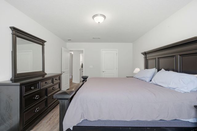 6968 Gandy Drive, Navarre, FL 32566