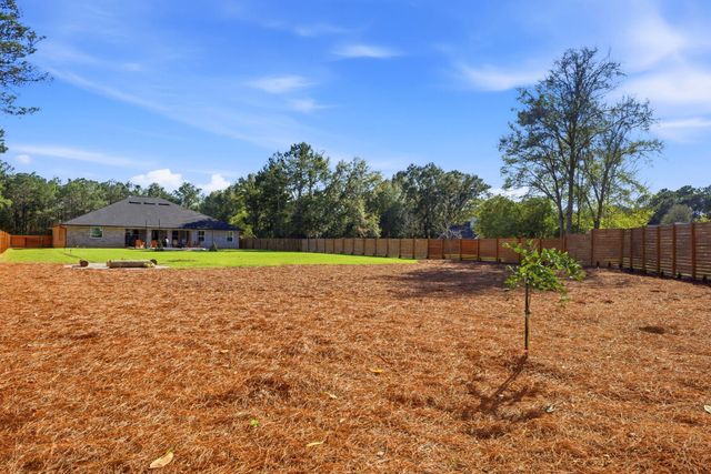 6968 Gandy Drive, Navarre, FL 32566