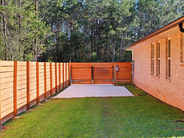 6968 Gandy Drive, Navarre, FL 32566