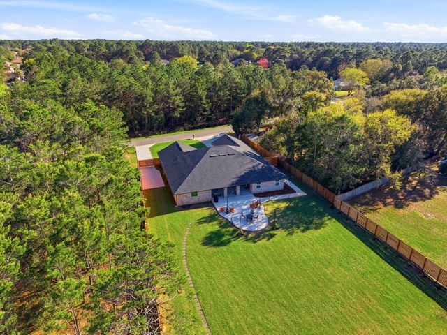 6968 Gandy Drive, Navarre, FL 32566