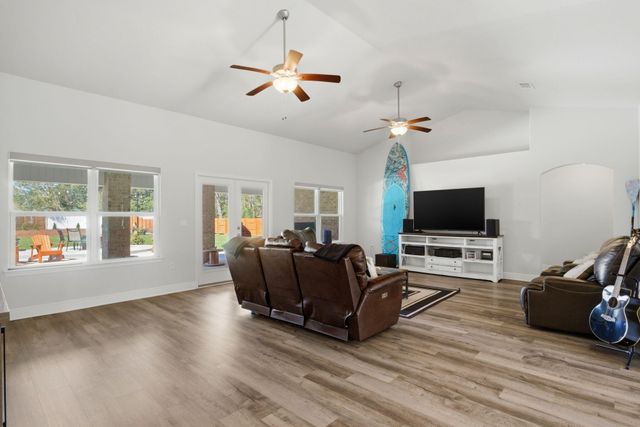 6968 Gandy Drive, Navarre, FL 32566