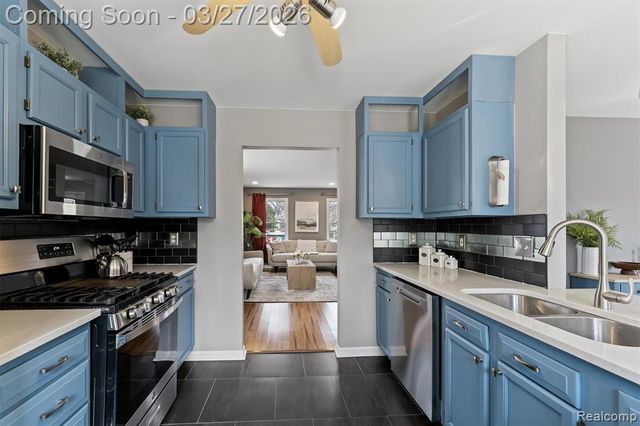 2017 Almont Street, Ferndale, MI 48220