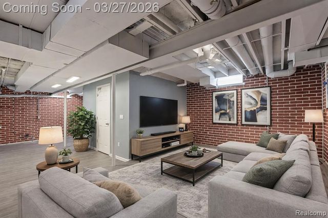 2017 Almont Street, Ferndale, MI 48220