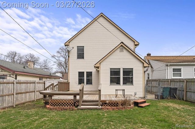 2017 Almont Street, Ferndale, MI 48220