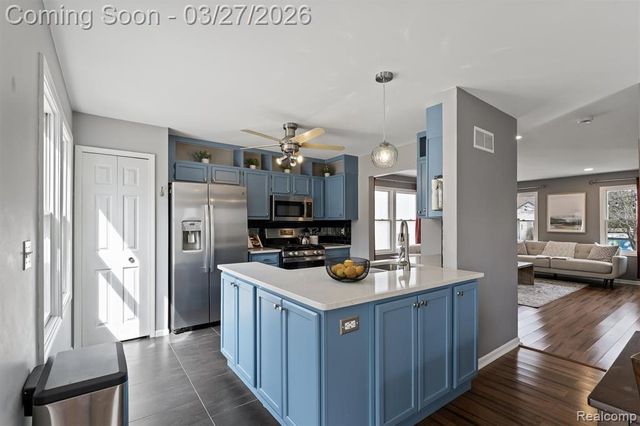 2017 Almont Street, Ferndale, MI 48220