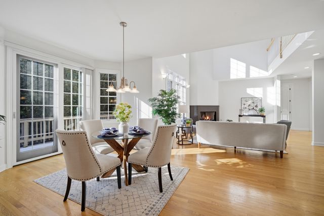 21757 W Jupiter Court, Ivanhoe, IL 60060