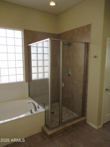 8860 W FRIER Drive, Glendale, AZ 85305