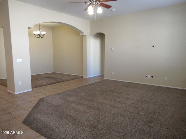 8860 W FRIER Drive, Glendale, AZ 85305