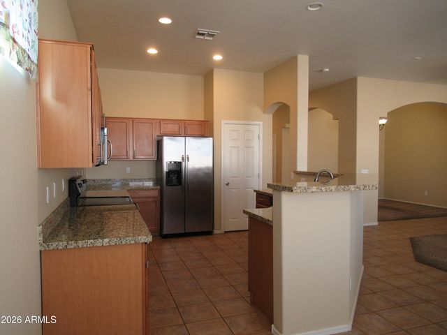 8860 W FRIER Drive, Glendale, AZ 85305