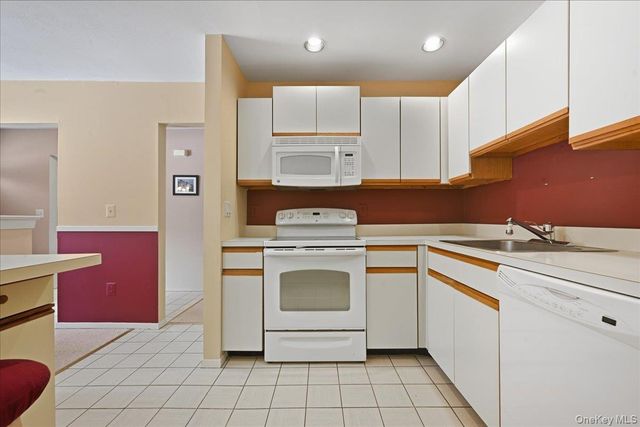 964 Skyline Drive, Coram, NY 11727