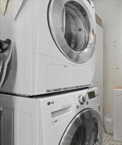 964 Skyline Drive, Coram, NY 11727